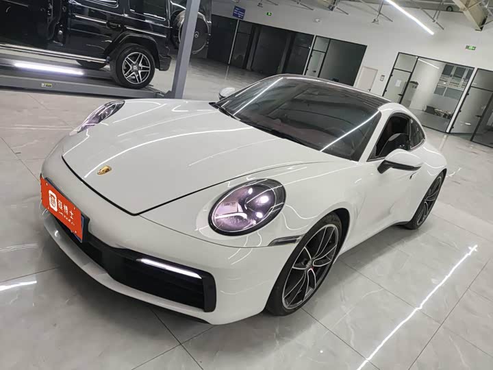 Фото 1 - Porsche 911