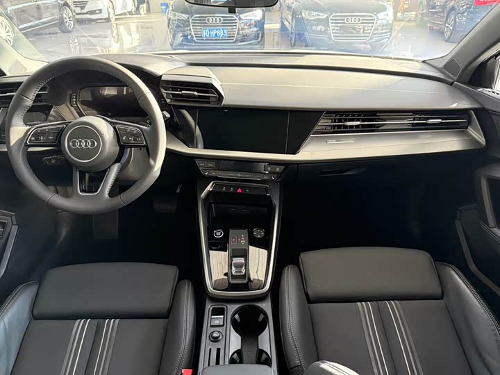 Фото 5 - Audi A3