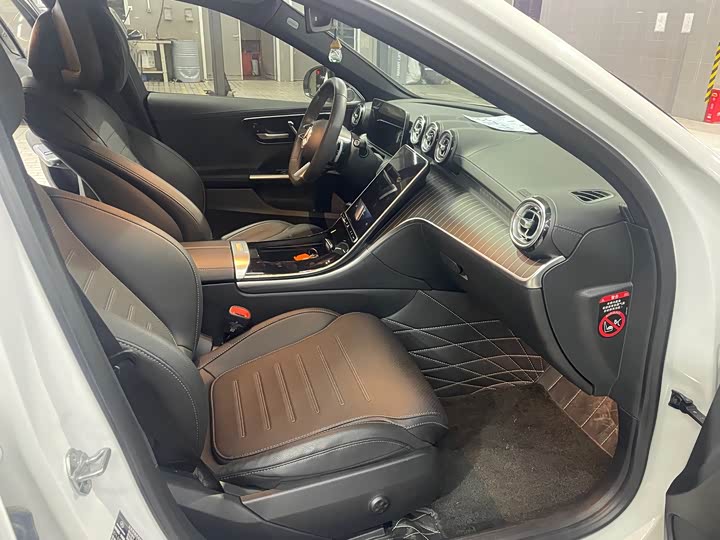 Фото 9 - Mercedes-Benz C-Class