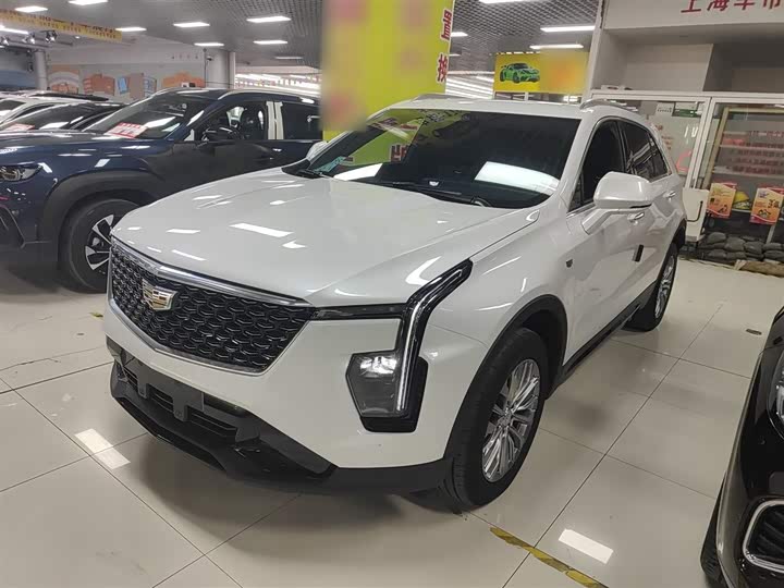 Фото 1 - Cadillac XT4