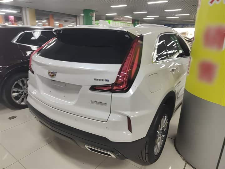 Фото 7 - Cadillac XT4