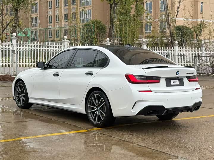 Фото 9 - BMW 3 Series