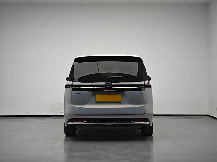 Фото 6 - GAC Trumpchi E8