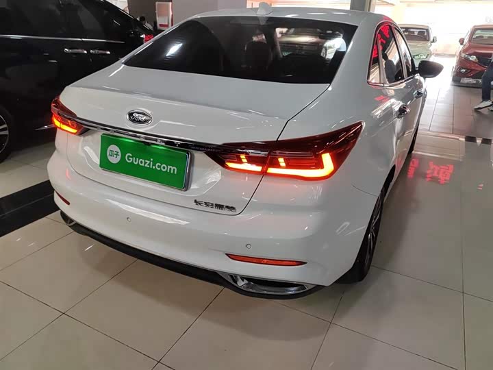 Фото 7 - Ford Escort