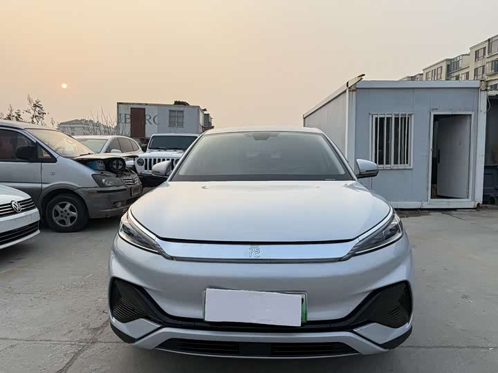 Фото 2 - BYD Yuan Plus