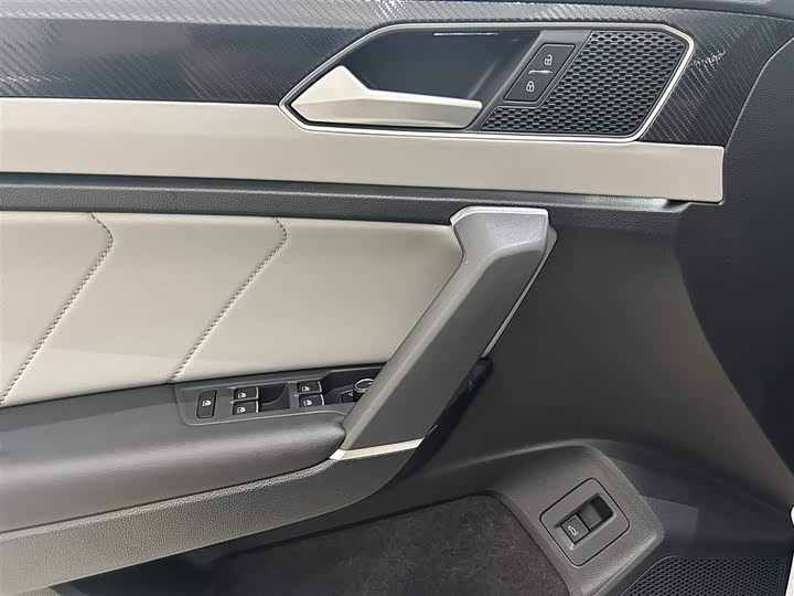 Фото 5 - Volkswagen Tayron