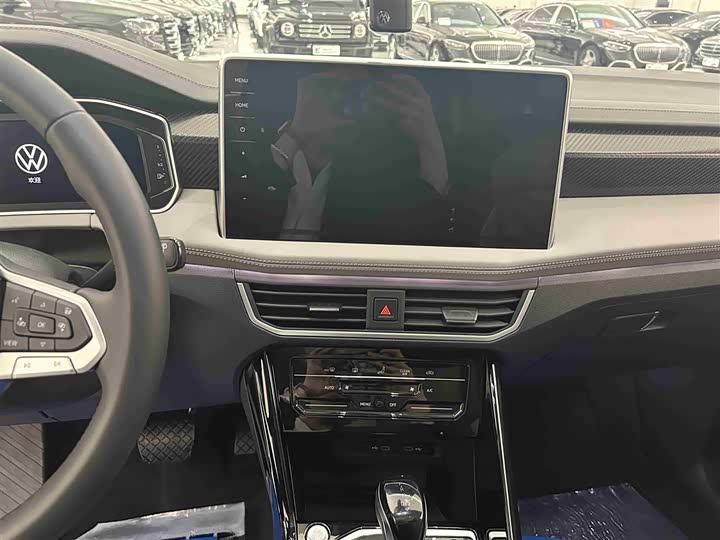 Фото 8 - Volkswagen Tayron