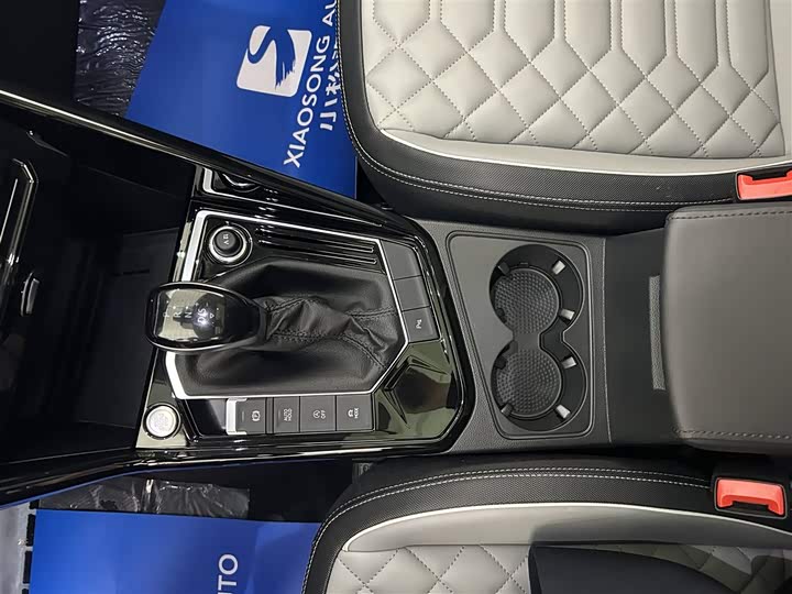 Фото 9 - Volkswagen Tayron