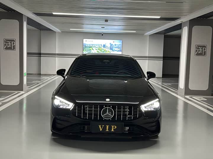 Фото 2 - Mercedes-Benz CLA-Class AMG