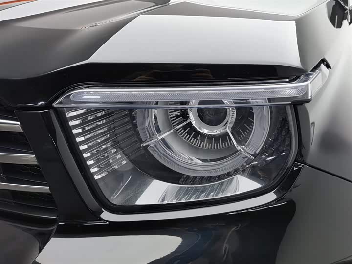 Фото 7 - Tank 700 Hybrid