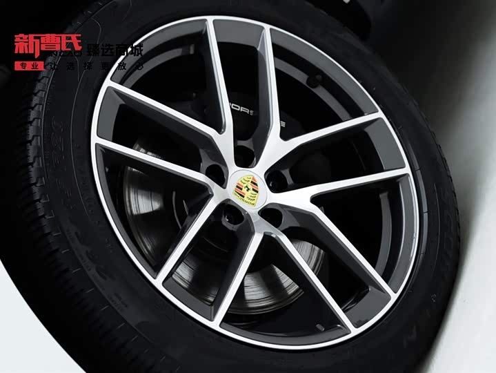 Фото 5 - Porsche Macan