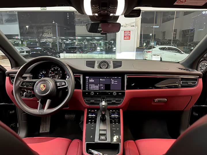 Фото 8 - Porsche Macan