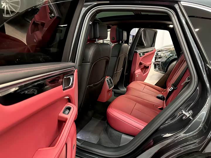 Фото 9 - Porsche Macan