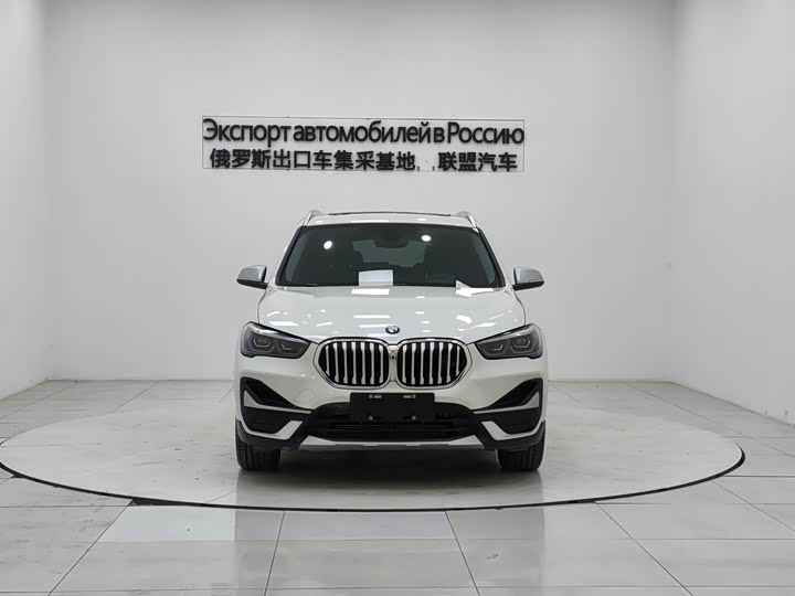 Фото 2 - BMW X1