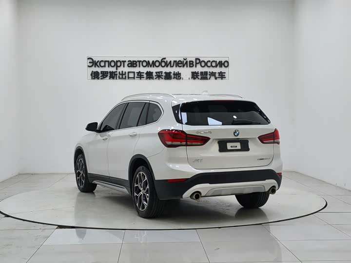 Фото 4 - BMW X1