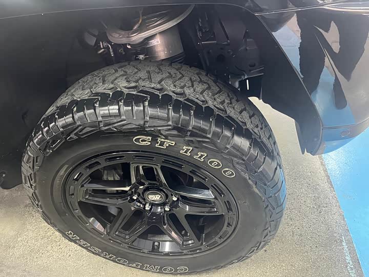 Фото 4 - Tank 700 Hybrid