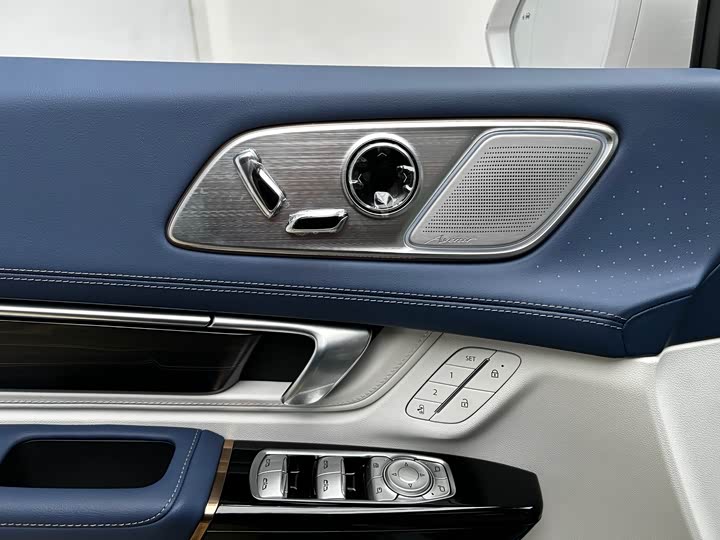 Фото 6 - Buick GL8 Century