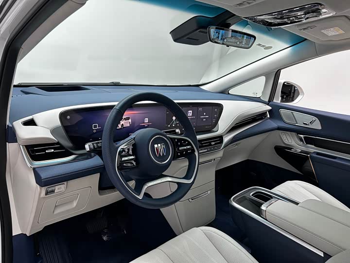 Фото 8 - Buick GL8 Century