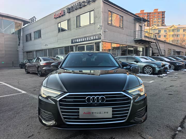 Фото 2 - Audi A6L