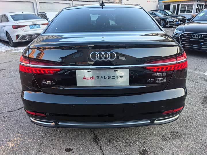 Фото 3 - Audi A6L