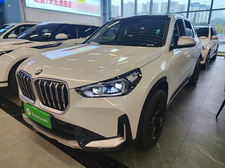 Фото 2 - BMW X1