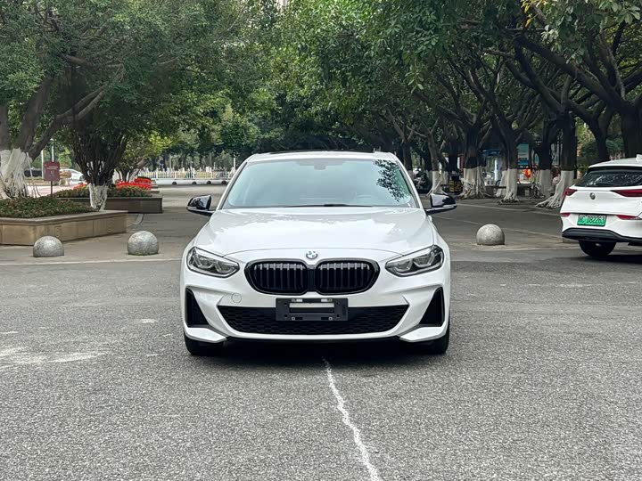 Фото 2 - BMW 1 Series