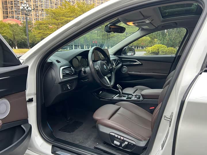 Фото 7 - BMW 1 Series