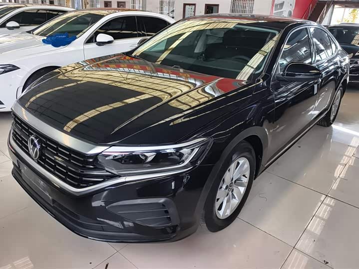 Фото 1 - Volkswagen Passat