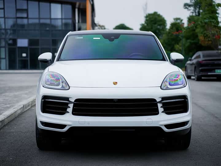 Фото 2 - Porsche Cayenne