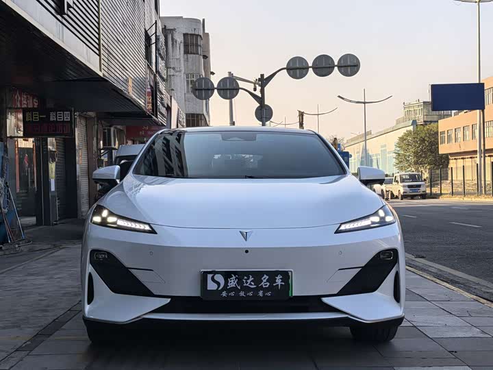 Фото 2 - Changan Deepal SL03