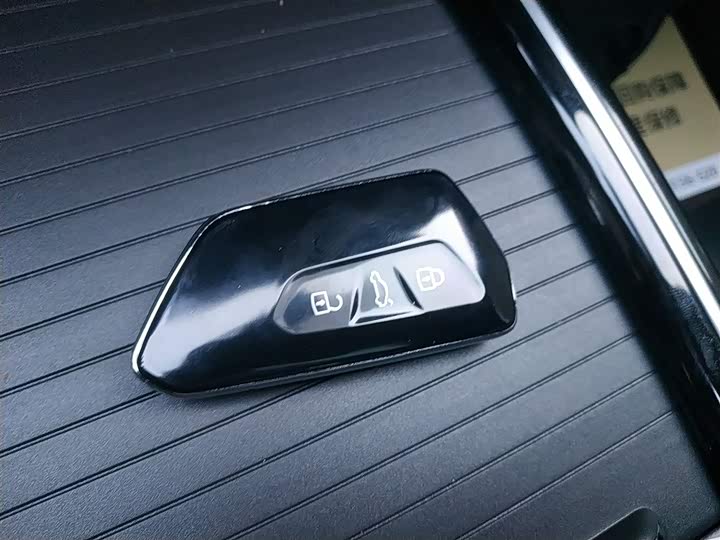 Фото 9 - Volkswagen ID.4 X