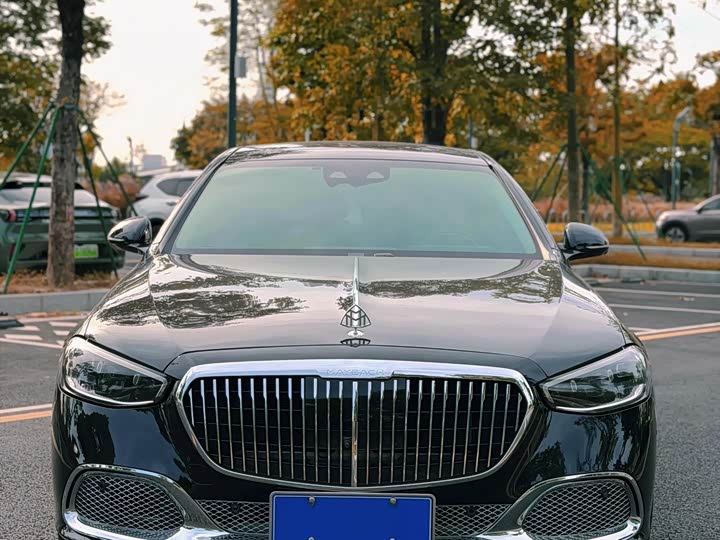 Фото 2 - Mercedes-Benz Maybach S-Class