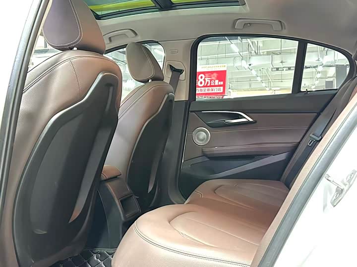 Фото 4 - BMW 1 Series