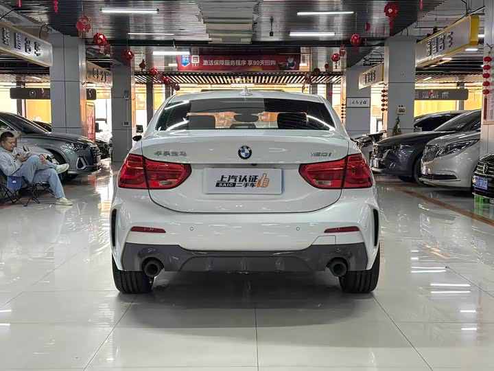 Фото 8 - BMW 1 Series