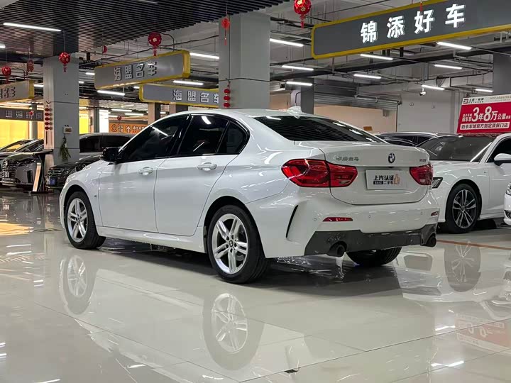 Фото 9 - BMW 1 Series