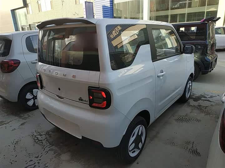 Фото 7 - Geely Galaxy Panda Mini