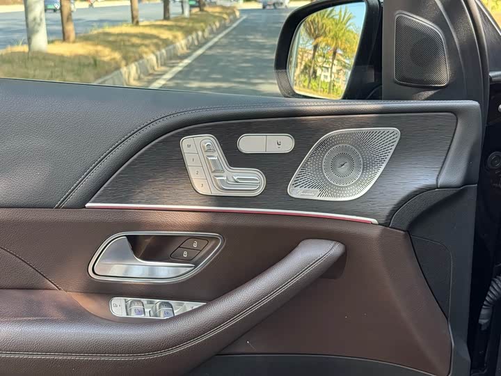 Фото 6 - Mercedes-Benz GLE-Class