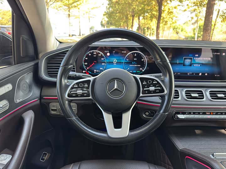 Фото 8 - Mercedes-Benz GLE-Class