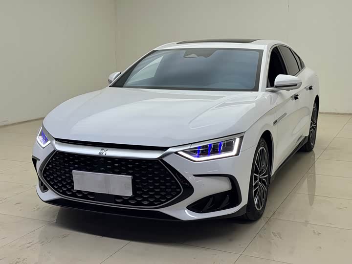 Фото 3 - BYD Han