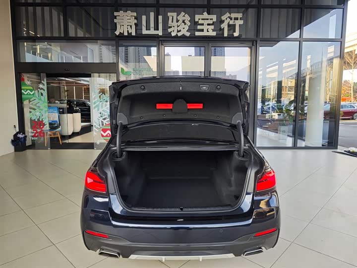 Фото 6 - BMW 5 Series