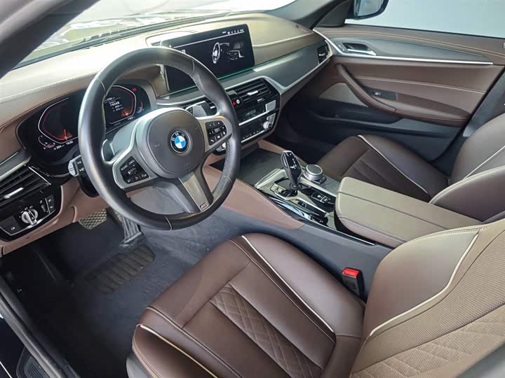 Фото 8 - BMW 5 Series