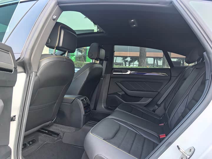 Фото 8 - Volkswagen CC