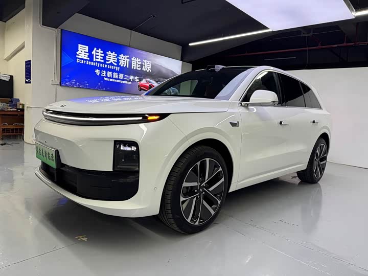 Фото 1 - LiXiang L6