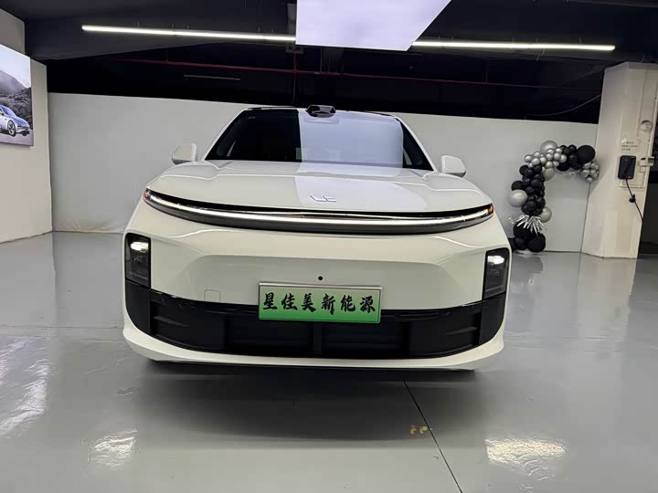 Фото 2 - LiXiang L6