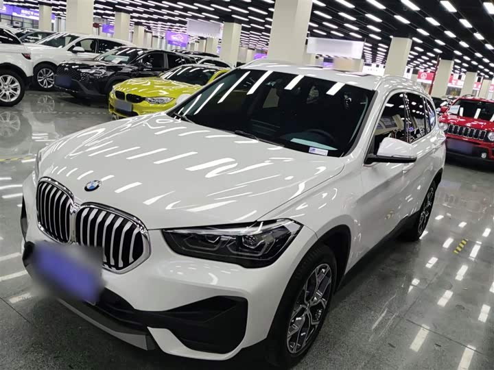 Фото 1 - BMW X1