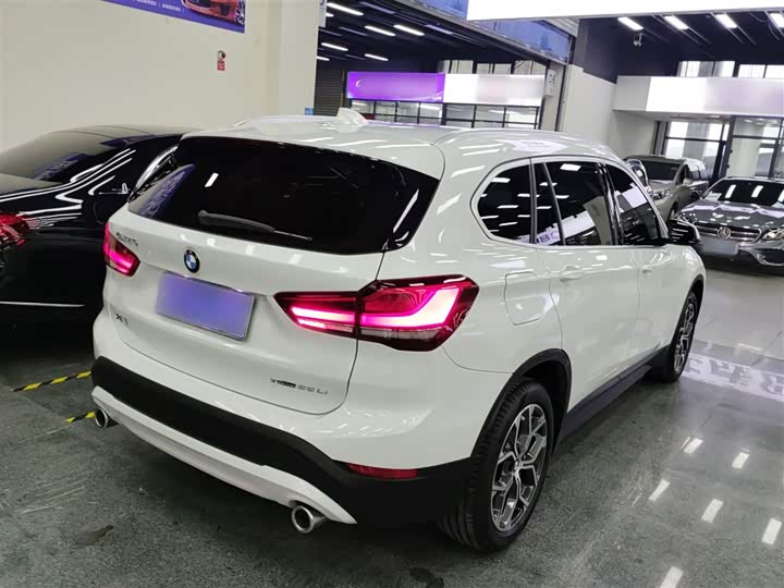 Фото 7 - BMW X1