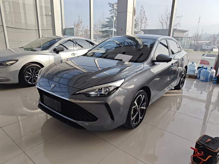 Фото 2 - Roewe i5