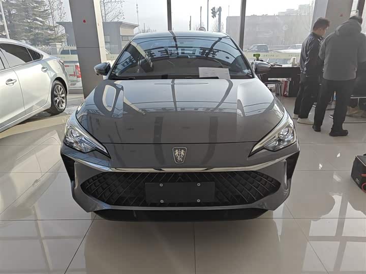 Фото 3 - Roewe i5