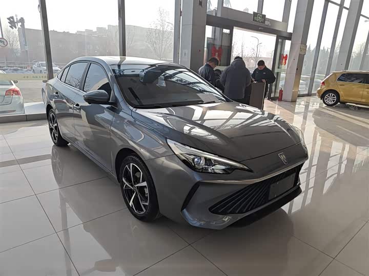 Фото 4 - Roewe i5