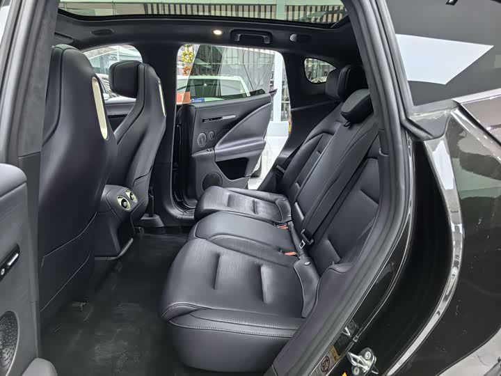 Фото 6 - Avatr 07